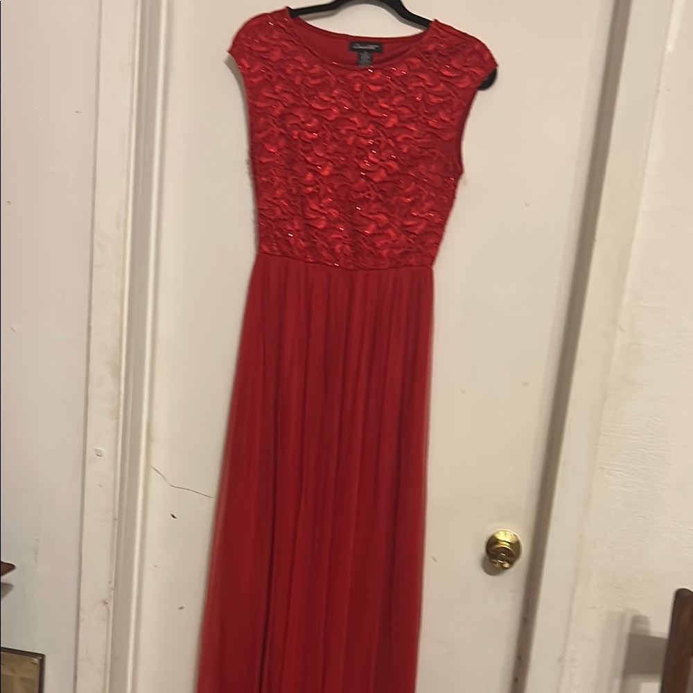 Elegant Red Evening Gown